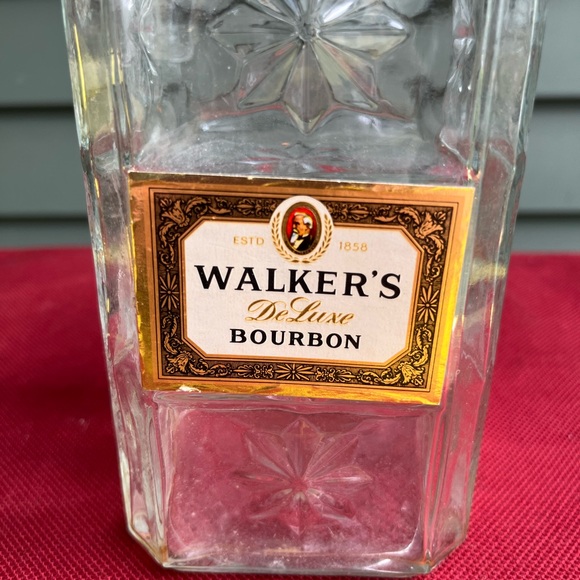 Vintage Dining Vintage Walkers Deluxe Bourbon Decanter 98 Poshmark